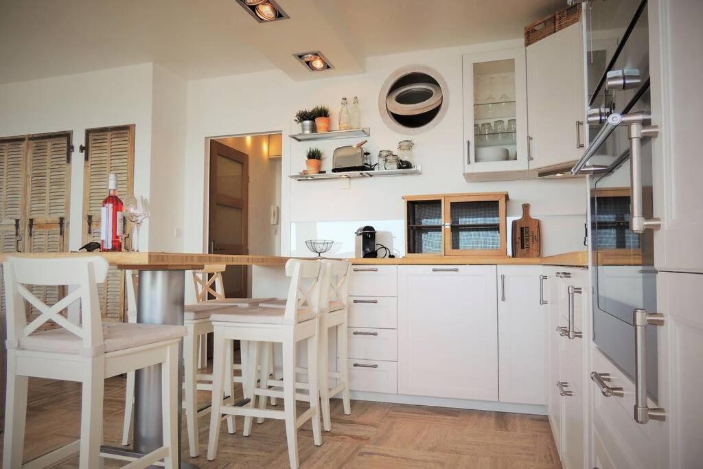 Emplacement Privilegie Pour Ce Bel Appartement Saint-Raphaël Εξωτερικό φωτογραφία
